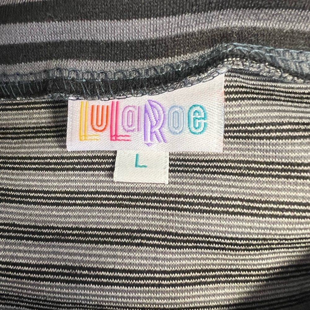 LuLaRoe Cassie Pencil Skirt L Black Gray Striped Made in USA Stretch - Picture 3 of 4